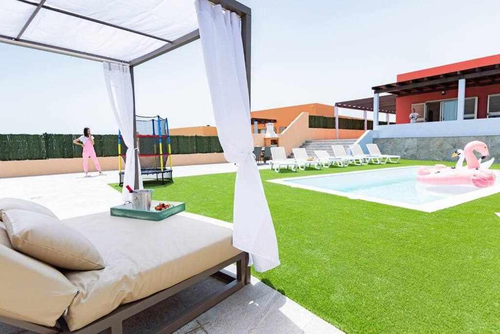 Villa Mini Golf Caleta De Fuste Ngoại thất bức ảnh